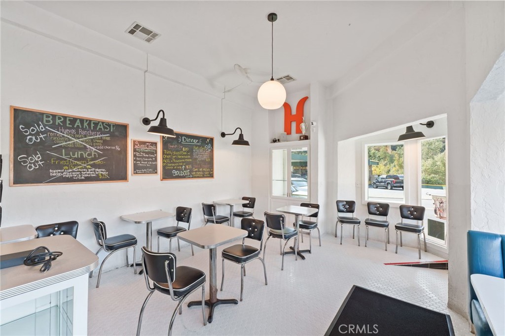 5038 State Highway, Mariposa, CA 95338