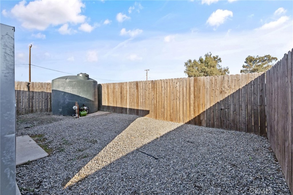 9893 Vista Ave, Hanford, CA 93230