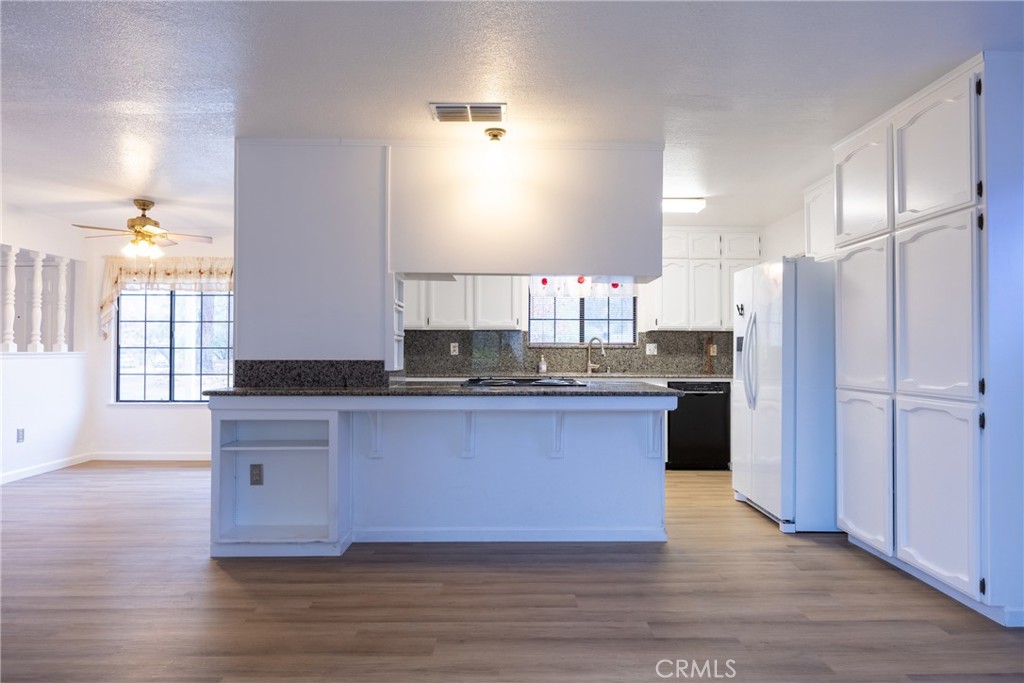 42058 Wild Stallion Ct, Coarsegold, CA 93614