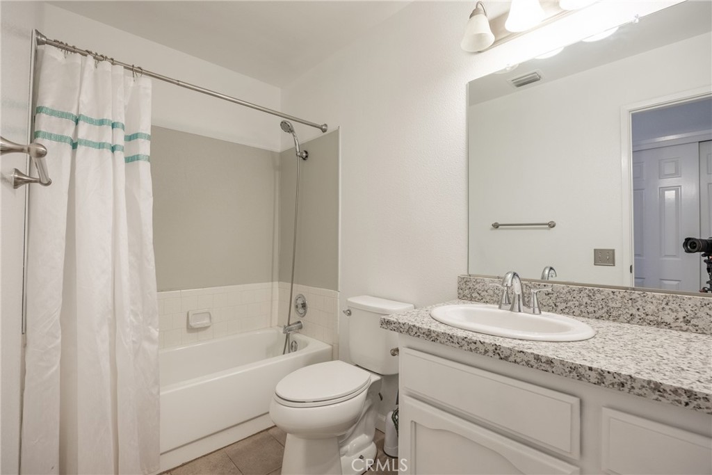 42058 Wild Stallion Ct, Coarsegold, CA 93614