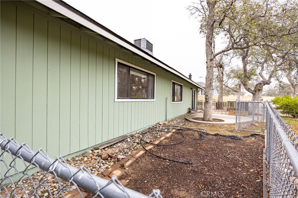 42058 Wild Stallion Ct, Coarsegold, CA 93614