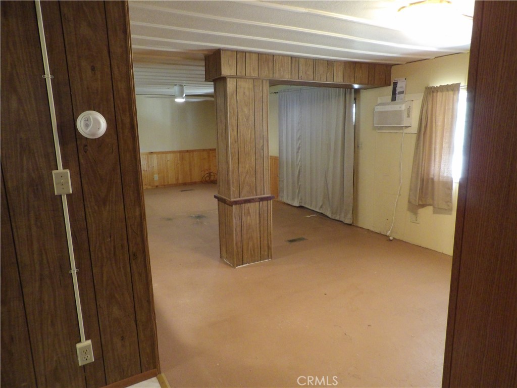 46918 Creekside Rd, Squaw Valley, CA 93675