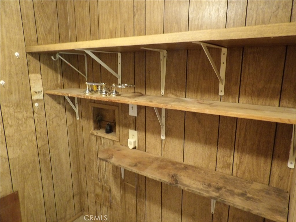 46918 Creekside Rd, Squaw Valley, CA 93675