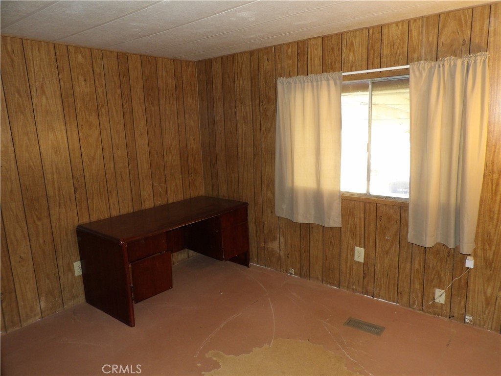 46918 Creekside Rd, Squaw Valley, CA 93675