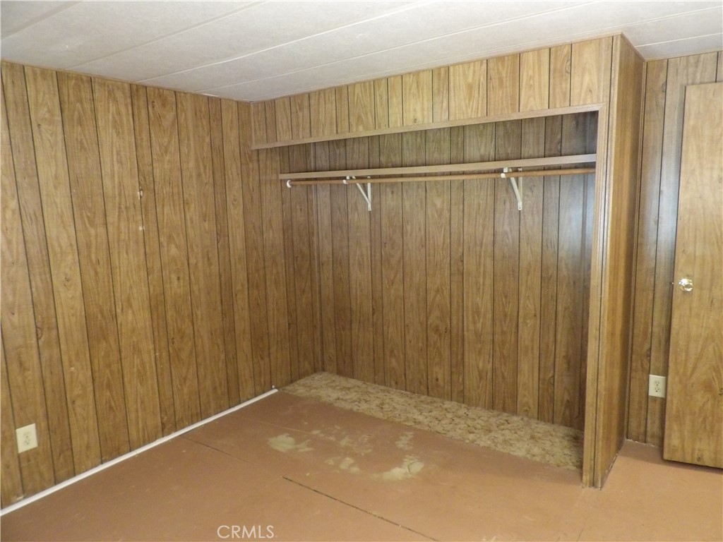 46918 Creekside Rd, Squaw Valley, CA 93675