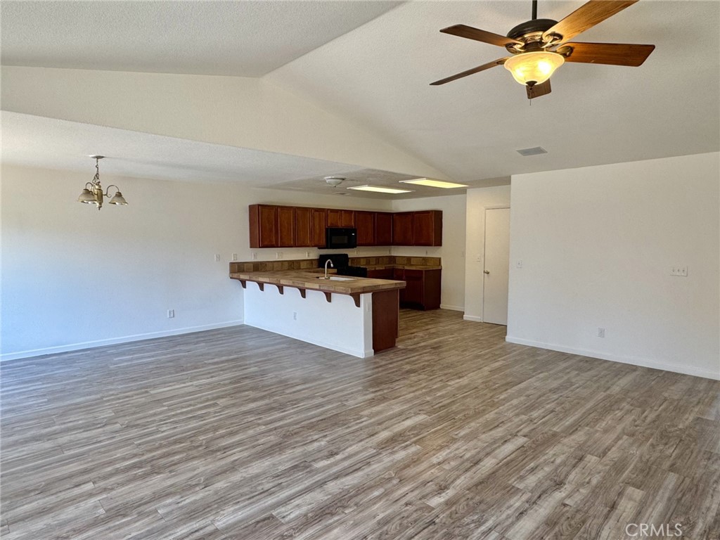 2387 N Hanover, Fresno, CA 93722