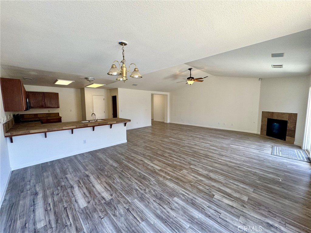 2387 N Hanover, Fresno, CA 93722