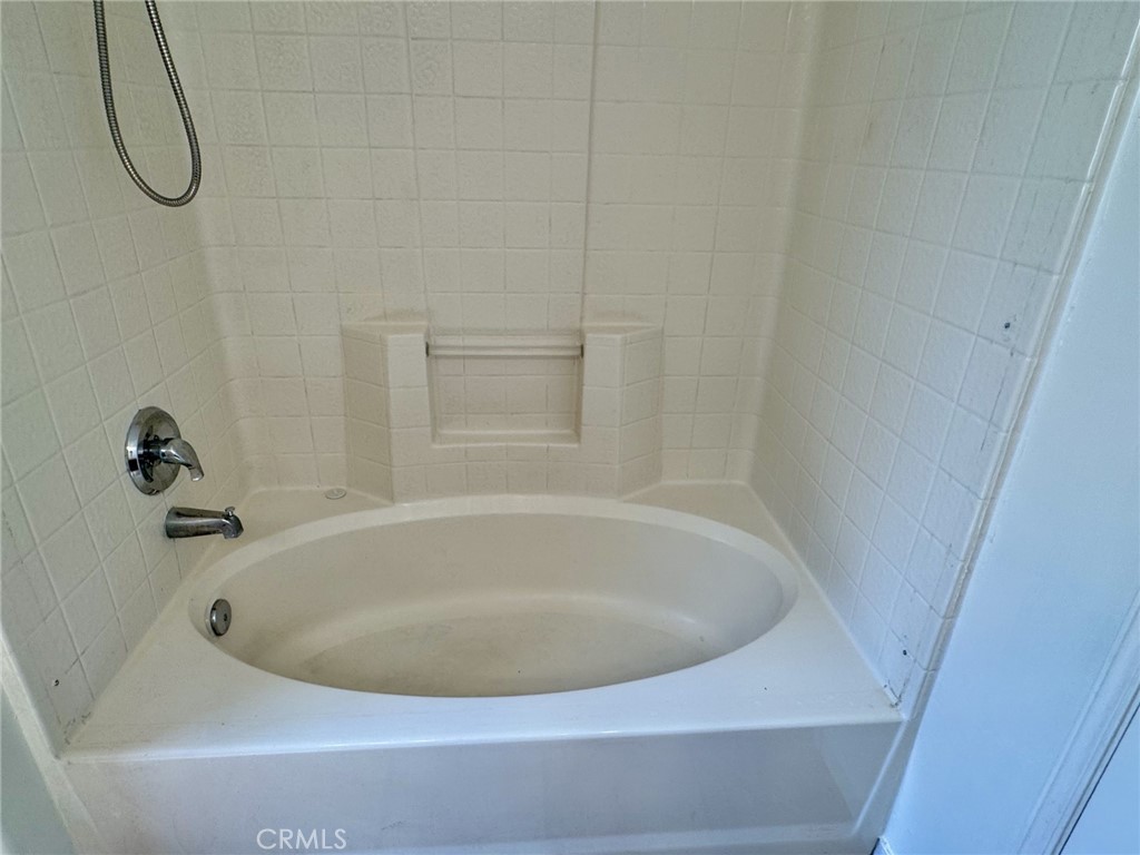 2387 N Hanover, Fresno, CA 93722