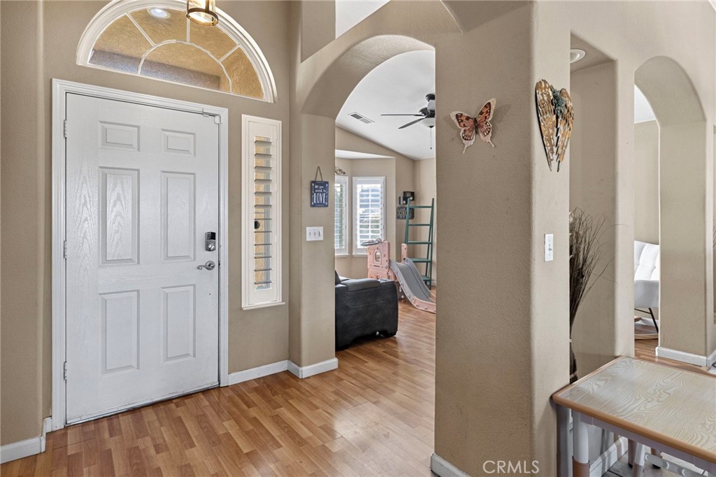 70 Makenna, Madera, CA 93637