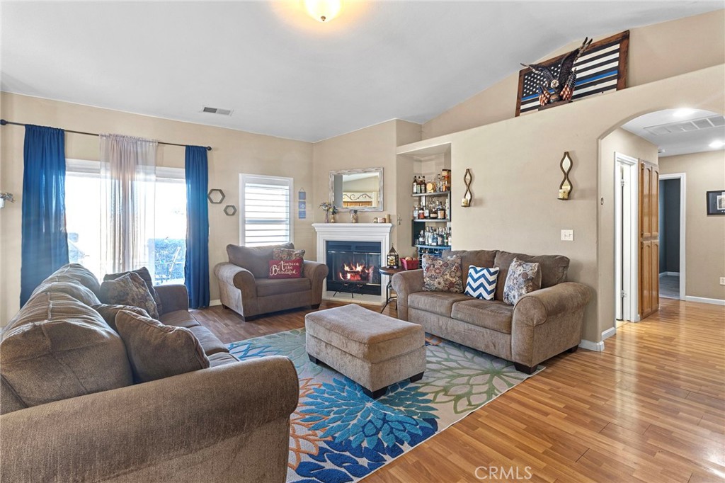 70 Makenna, Madera, CA 93637