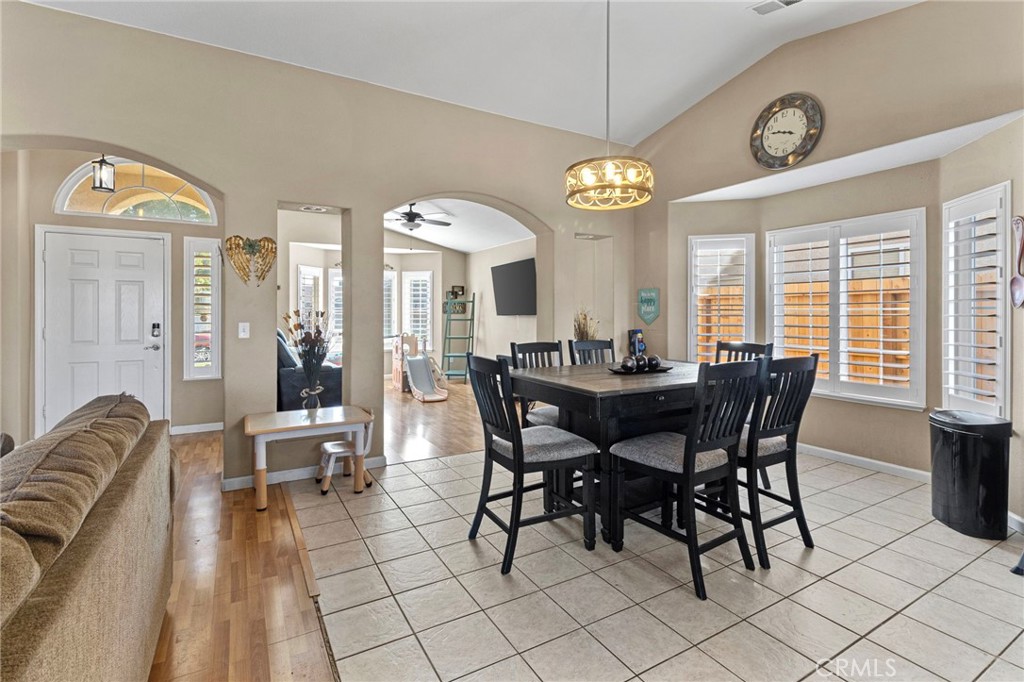 70 Makenna, Madera, CA 93637