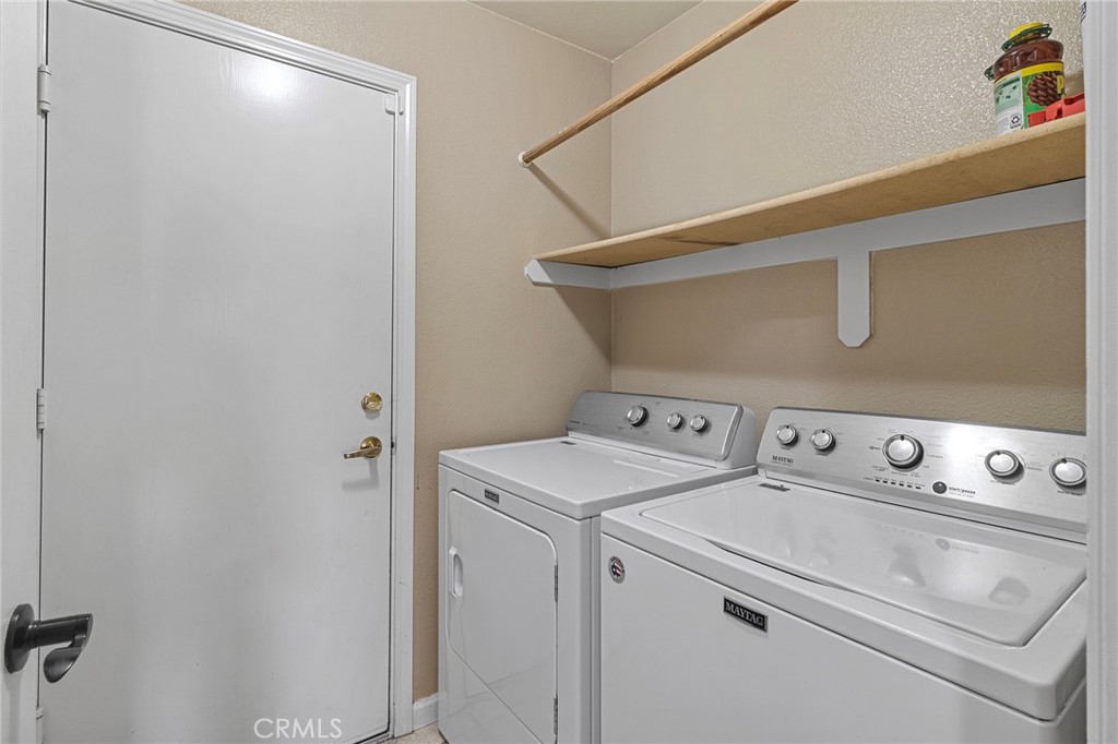 70 Makenna, Madera, CA 93637