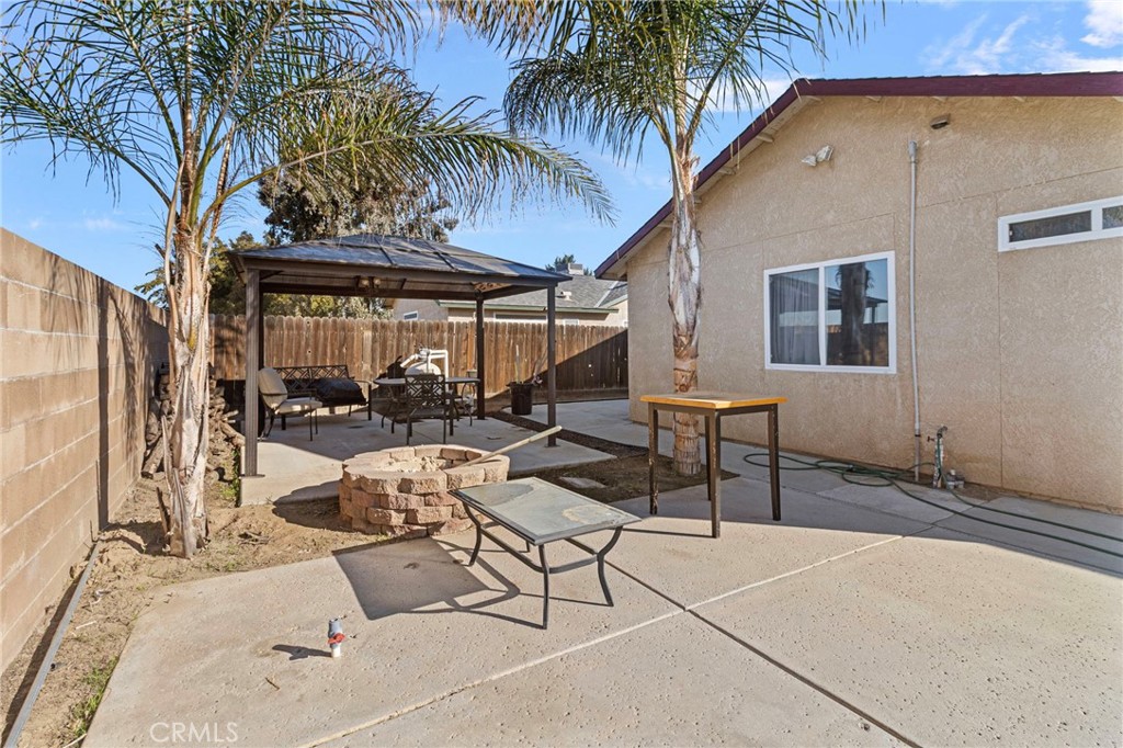 70 Makenna, Madera, CA 93637