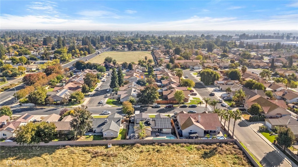 70 Makenna, Madera, CA 93637