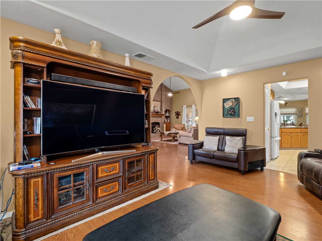 35673 Avenue 12 1/2, Madera, CA 93636