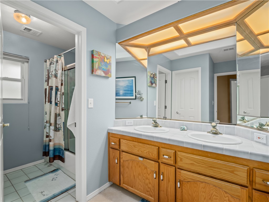 35673 Avenue 12 1/2, Madera, CA 93636