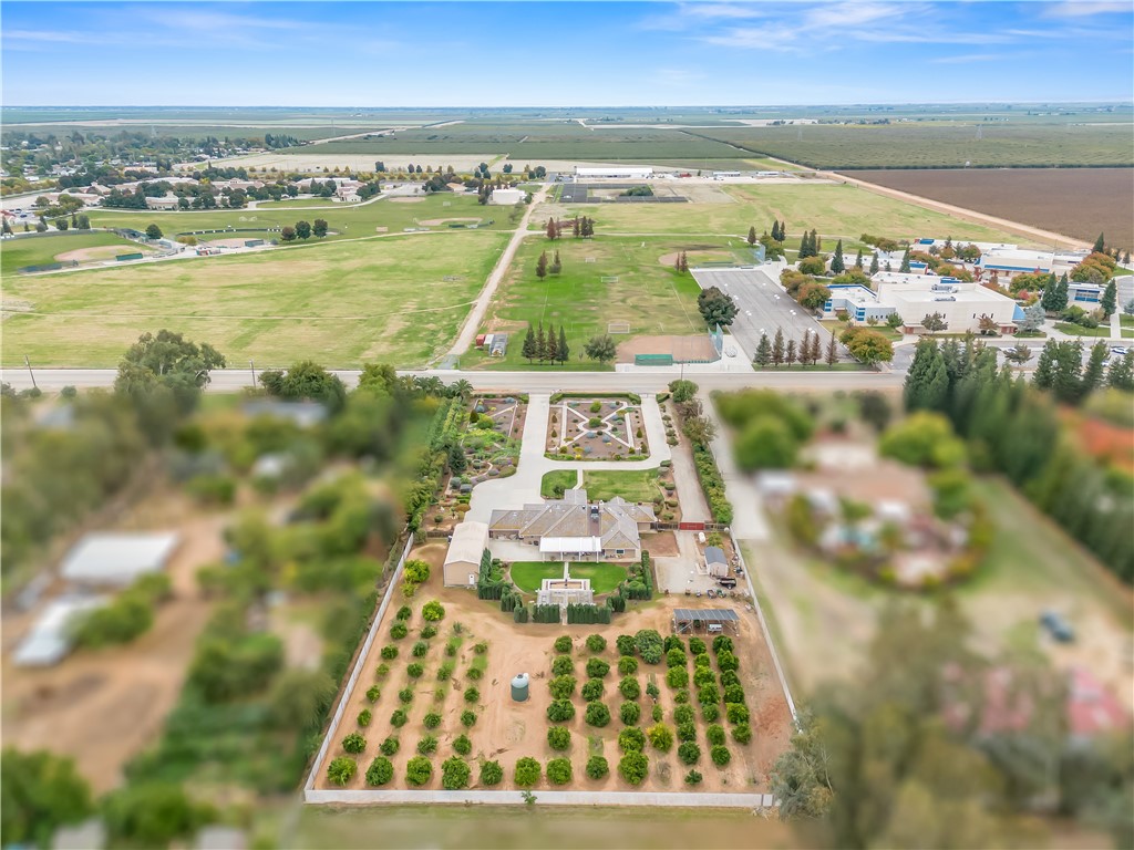 35673 Avenue 12 1/2, Madera, CA 93636