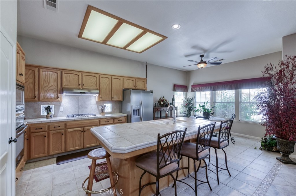 7360 Edgewater St, Chowchilla, CA 93610