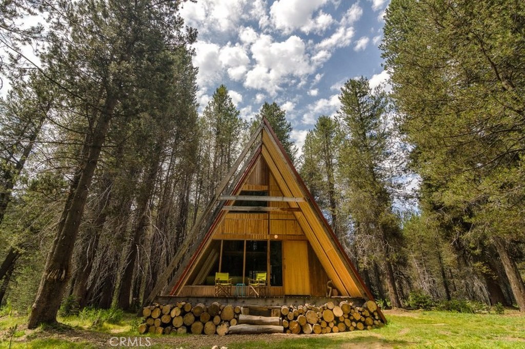 10 AC Beasore Rd, Bass Lake, CA 93604