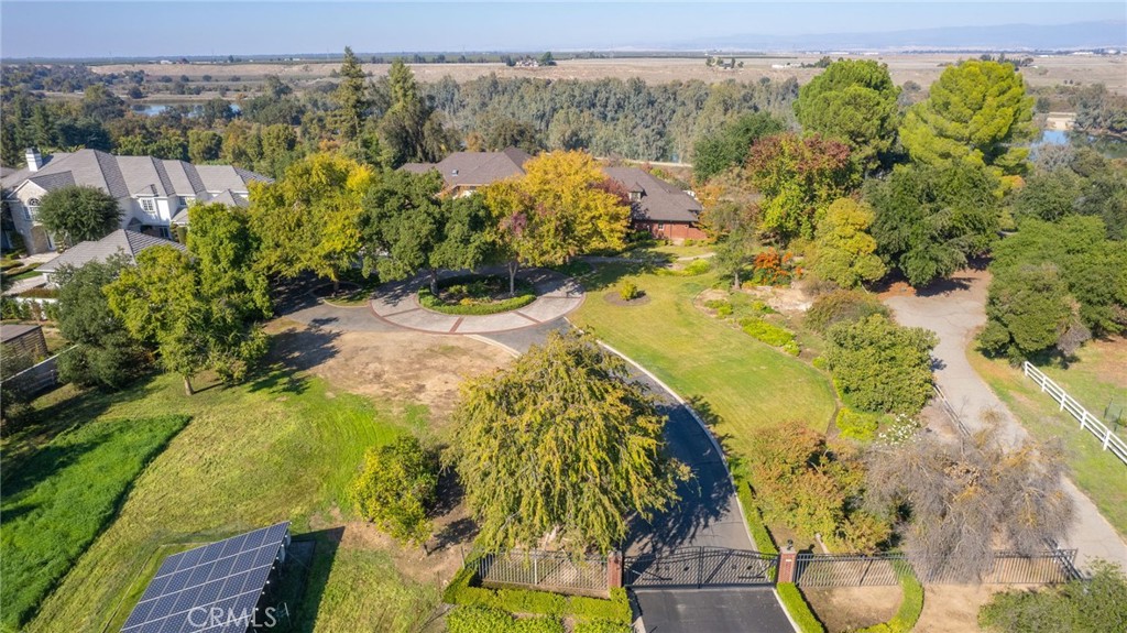 2020 W Alluvial, Fresno, CA 93711