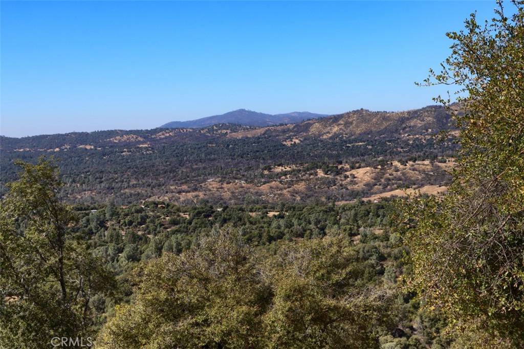 5635 Clouds, Mariposa, CA 95338