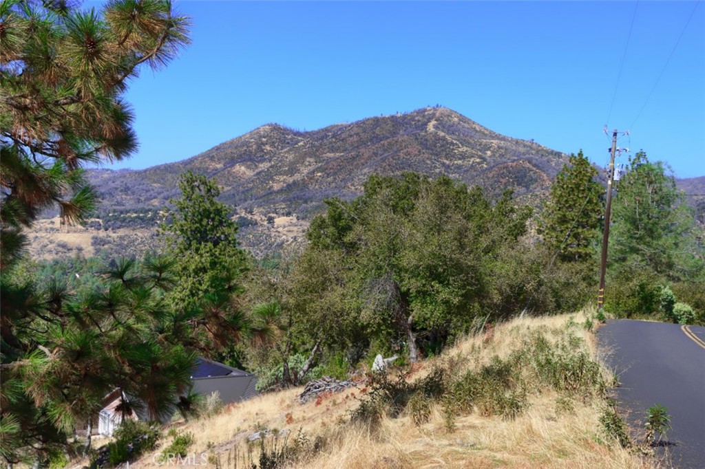 5635 Clouds, Mariposa, CA 95338