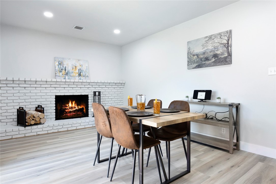 433 N Santa Venetia St, Los Banos, CA 93635