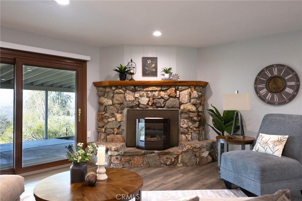 41443 Roaring River Ct, Coarsegold, CA 93614