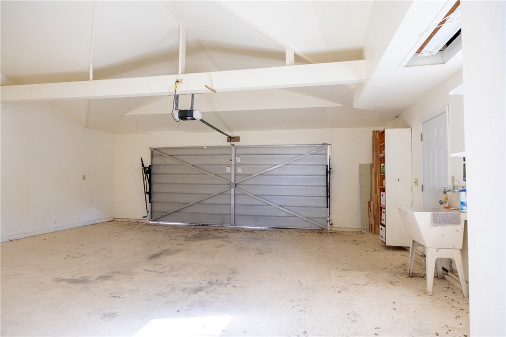 41443 Roaring River Ct, Coarsegold, CA 93614