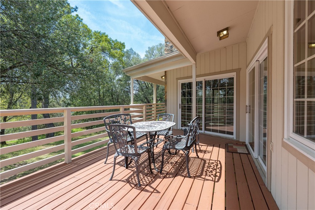 4904 Sierra Pines Dr, Mariposa, CA 95338