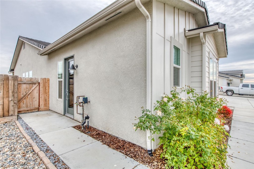 20092 Genteel Dr, Friant, CA 93626