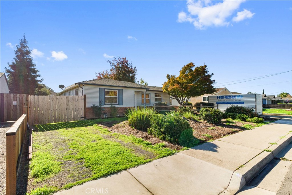 1421 Pontiac, Oakdale, CA 95361