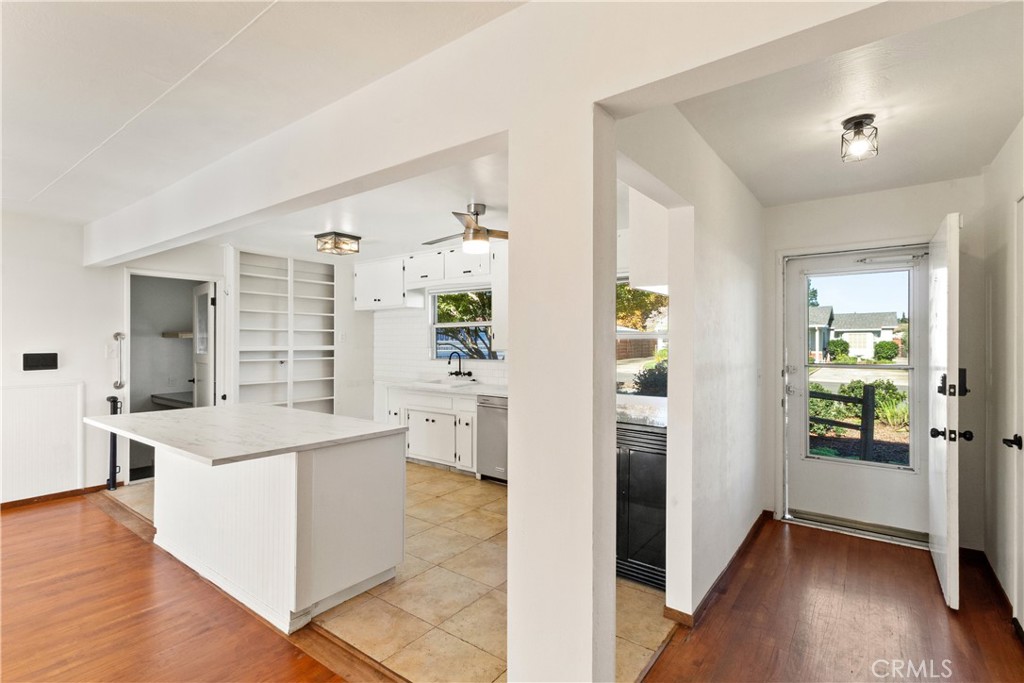 1421 Pontiac, Oakdale, CA 95361