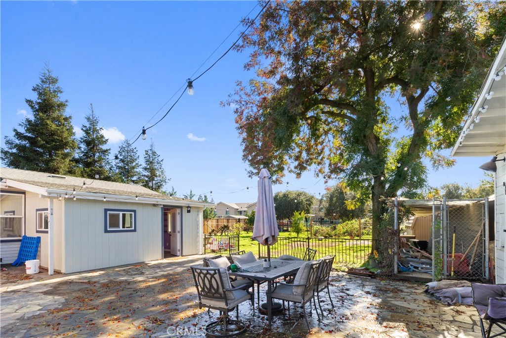 1421 Pontiac, Oakdale, CA 95361