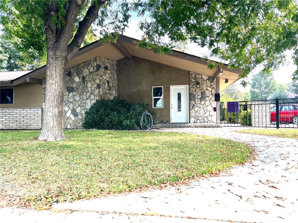 1021 Claire, Corcoran, CA 93212