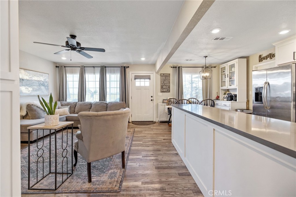 1015 Geary, Sanger, CA 93657