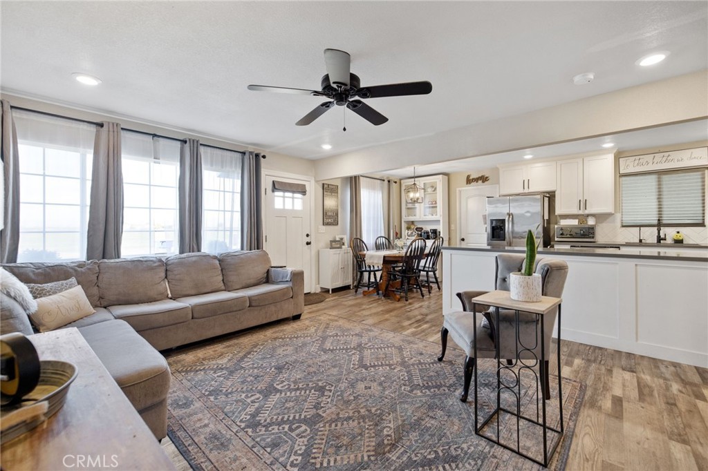 1015 Geary, Sanger, CA 93657