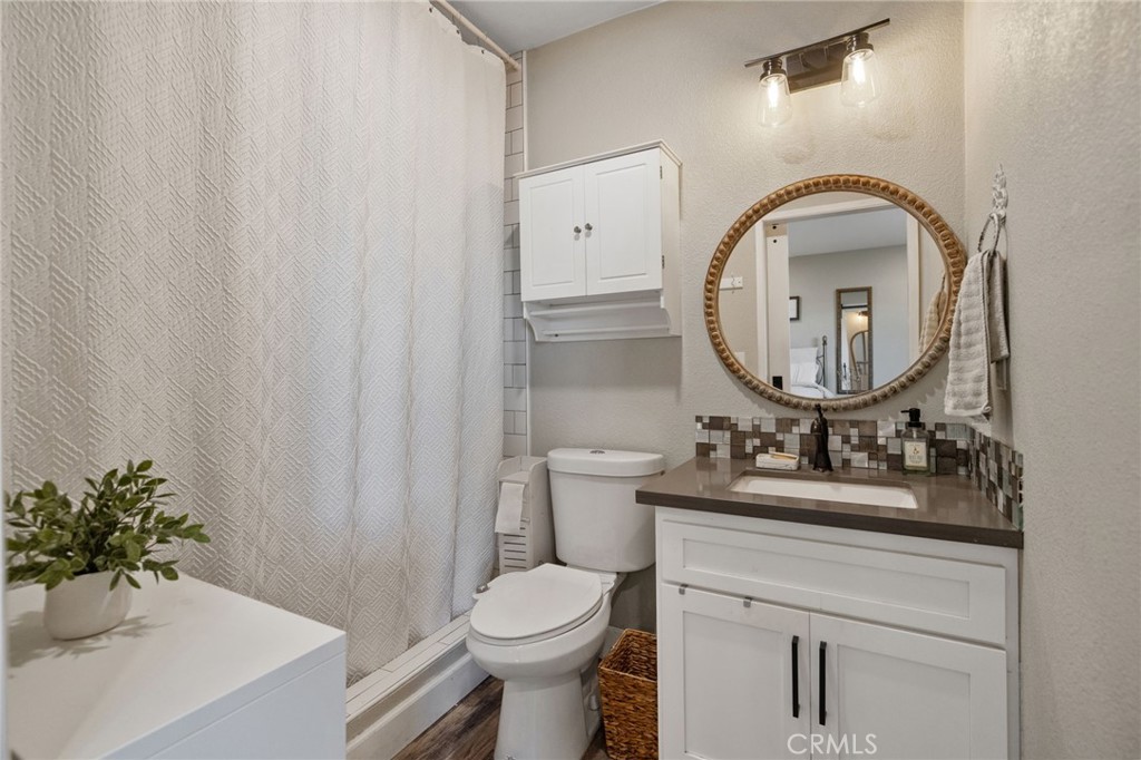 1015 Geary, Sanger, CA 93657