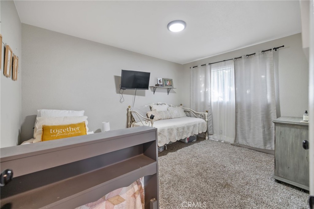 1015 Geary, Sanger, CA 93657