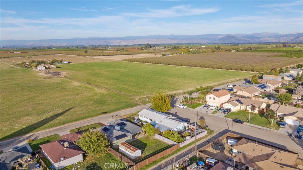 1015 Geary, Sanger, CA 93657