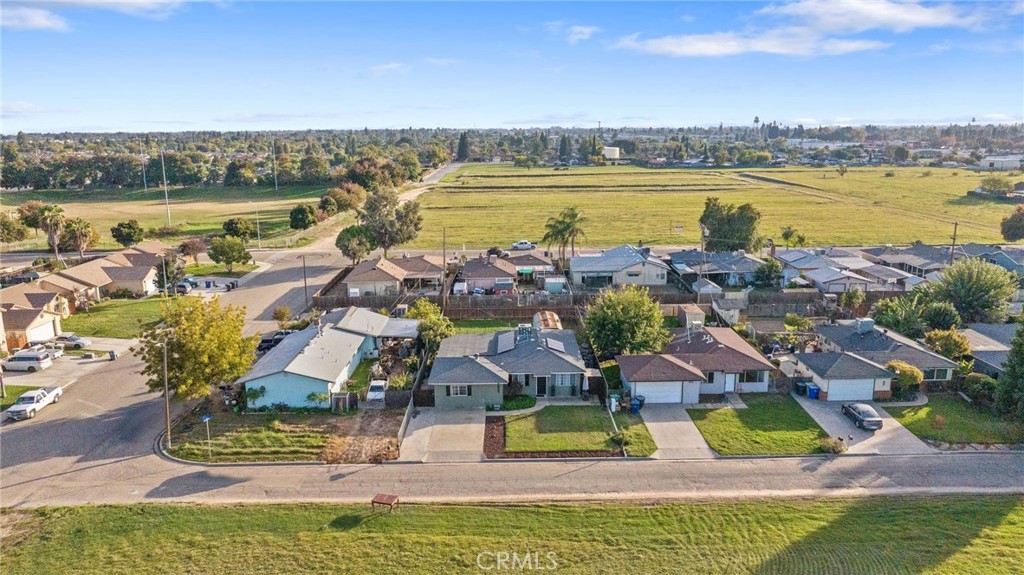 1015 Geary, Sanger, CA 93657