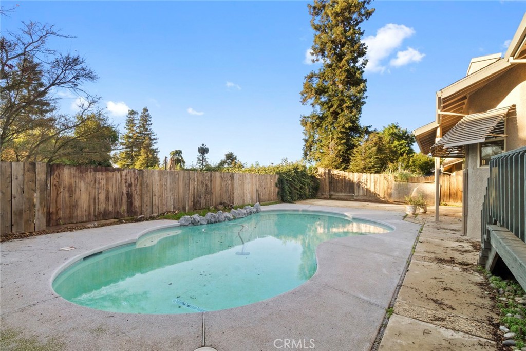 3905 Alessandro Ln, Modesto, CA 95356