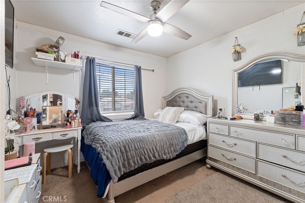 180 Cheney Ln, Coalinga, CA 93210