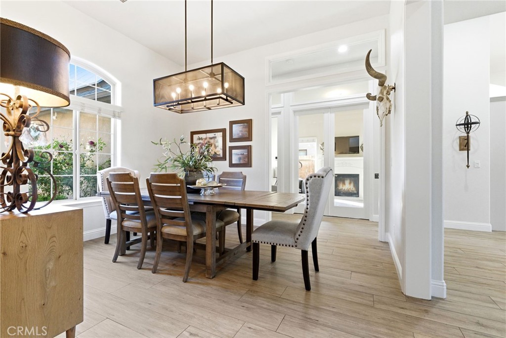 170 W Pioneer Way, Hanford, CA 93230