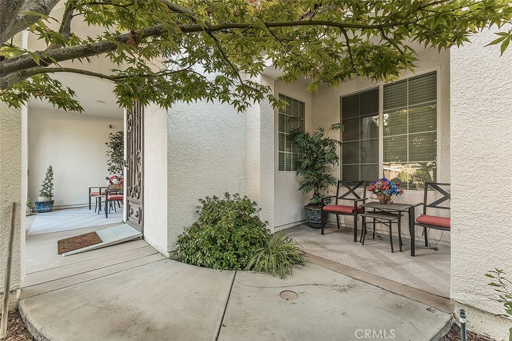 3046 Indianapolis, Clovis, CA 93619