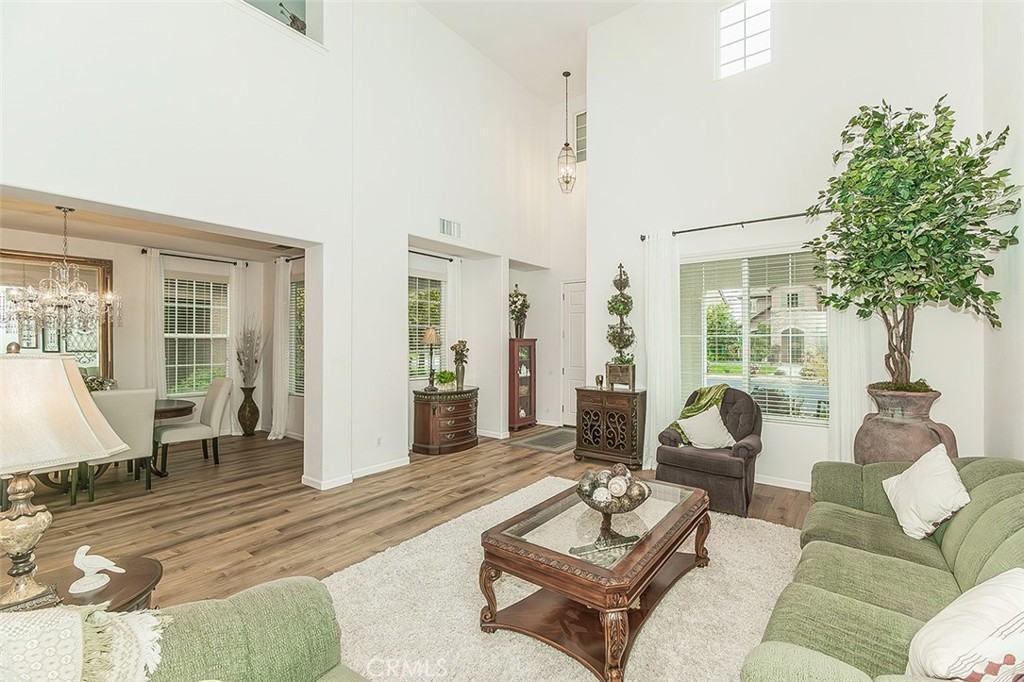 3046 Indianapolis, Clovis, CA 93619