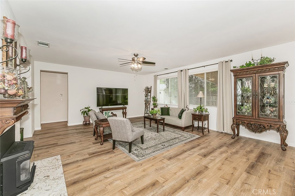 3046 Indianapolis, Clovis, CA 93619