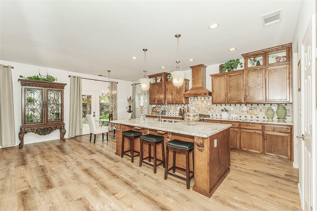 3046 Indianapolis, Clovis, CA 93619