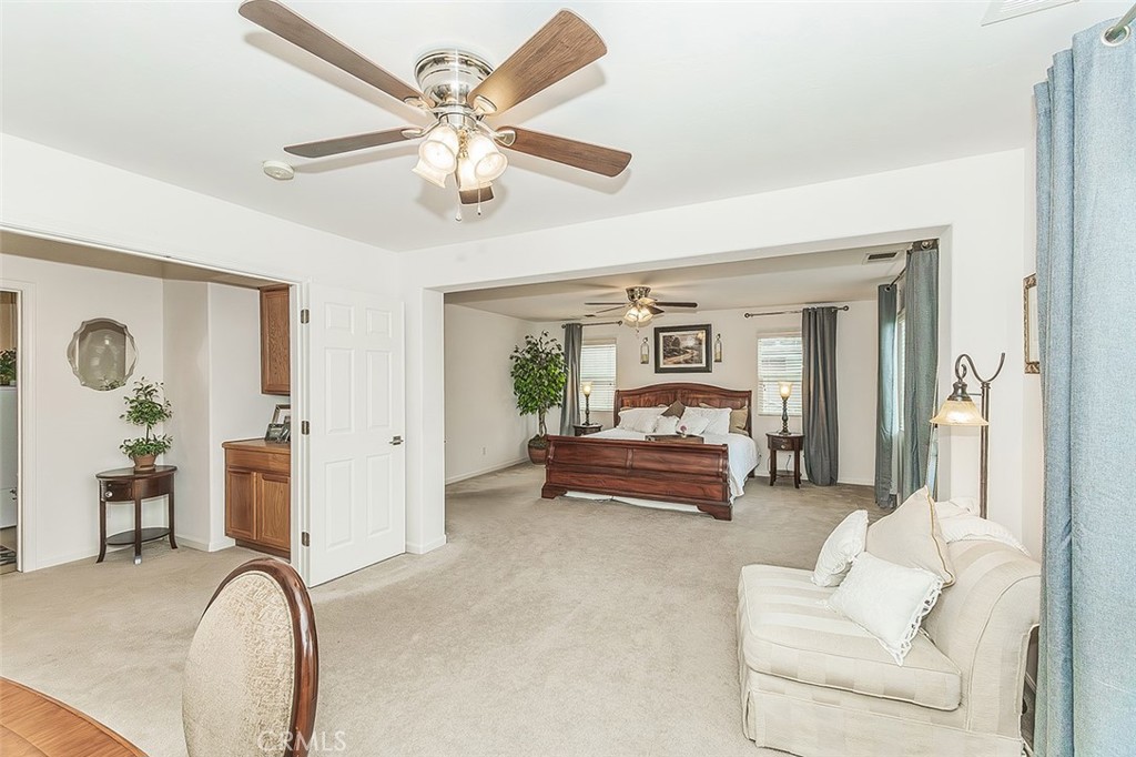 3046 Indianapolis, Clovis, CA 93619