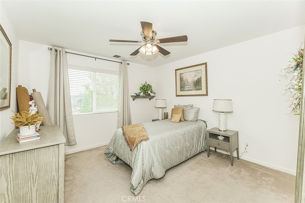 3046 Indianapolis, Clovis, CA 93619